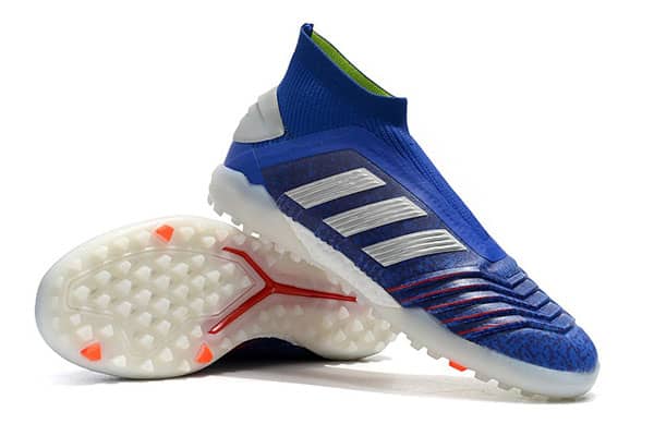 حذاء-كرة-قدم-للعشب-الصناعي-اديداس