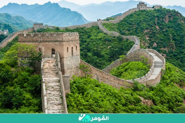 سور الصين العظيم من اشهر الاماكن السياحية في العالم