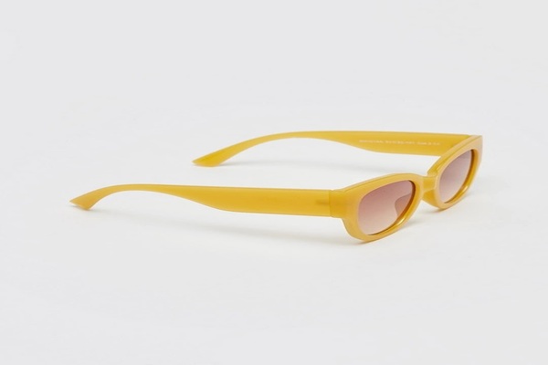 نظارة شمسية إطار أصفر