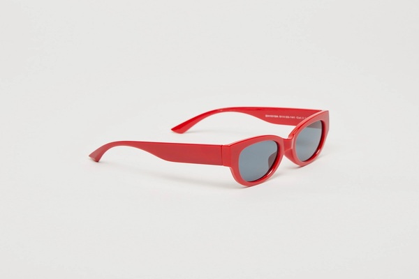 نظارة شمسية إطار أحمر