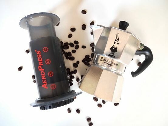 أفضل ماكينة قهوة بدون كبسولات لصنع اسبريسو شهي المذاق Almowafir