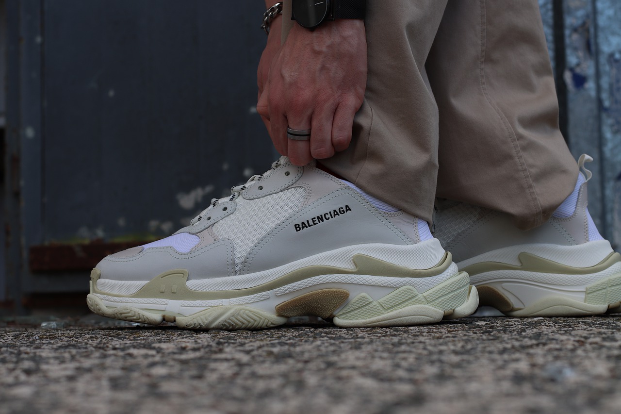 Sneakers Balenciaga Triple S 35 Màu Trắng