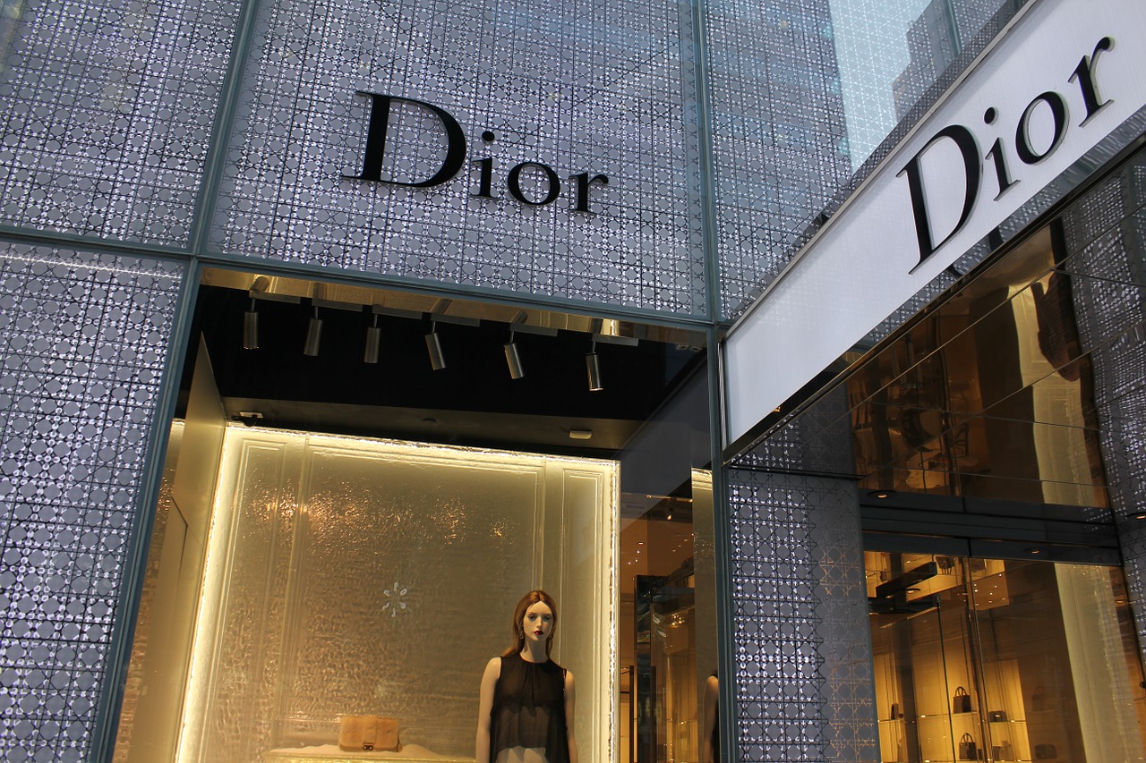 Christian Dior store