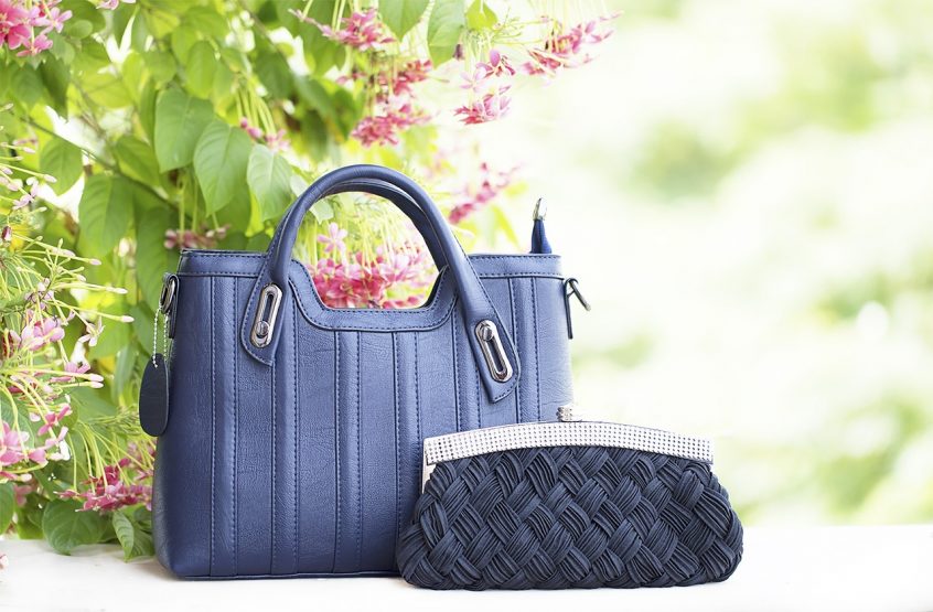 Save on stunning handbags with a Warazan coupon!