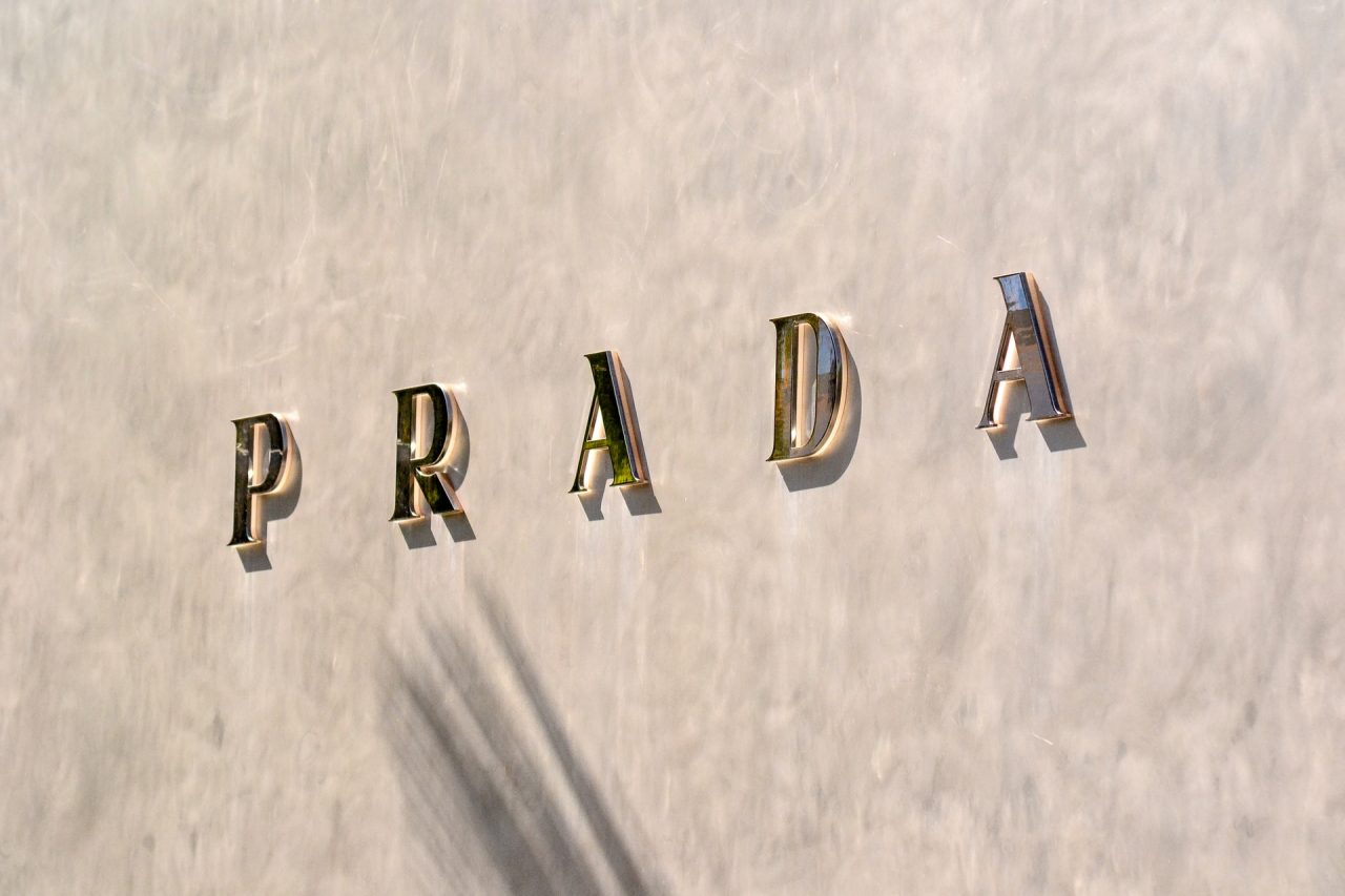 Prada logo